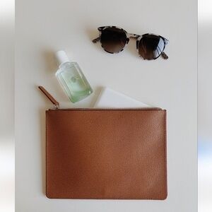 Quince NWTs Italian Leather Pouch Laptop Sleeve